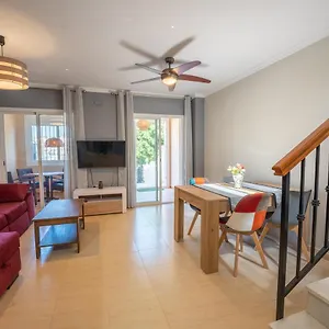 https://casa-miso-nerja.hotelsinnerja.org